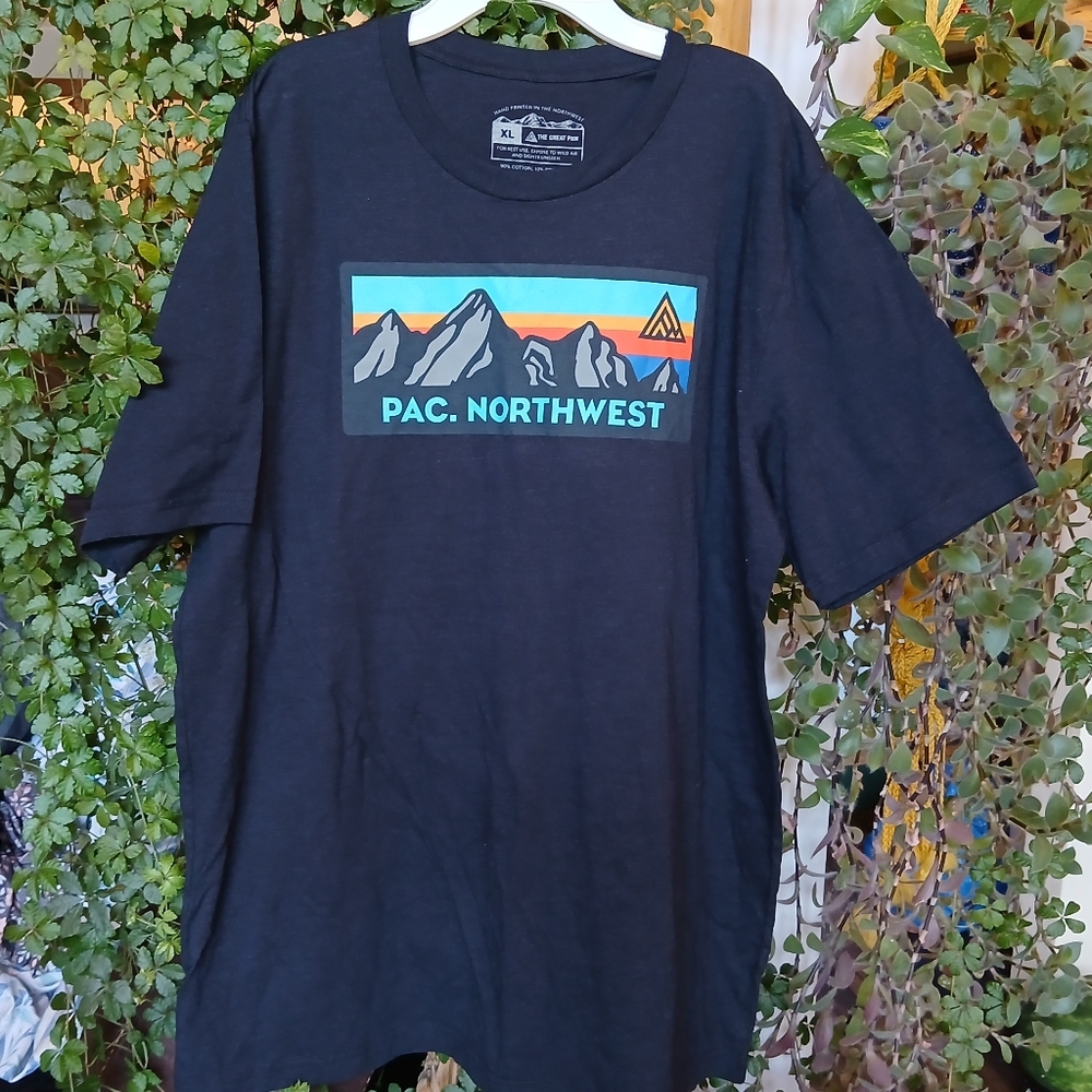 The Great PNW tee shirt mens XL